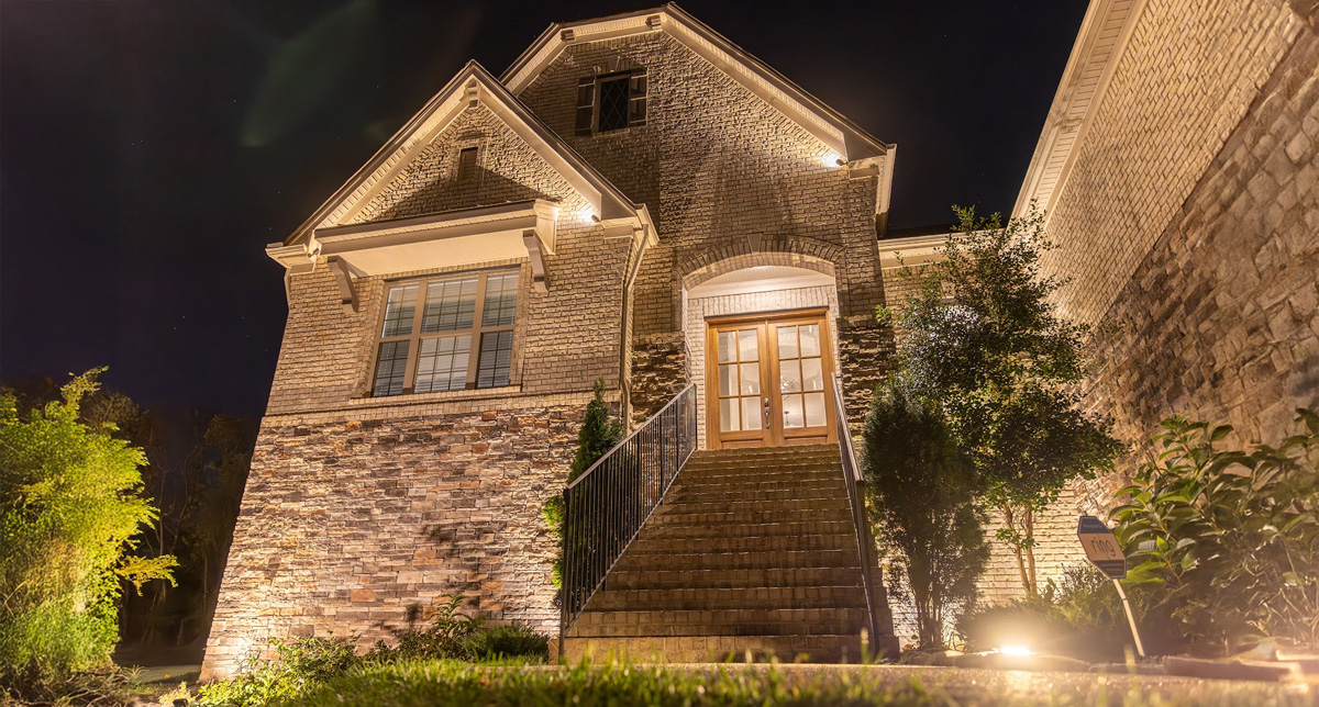 Front Yard & Home Exterior Lighting Tips for Sumner County Homes