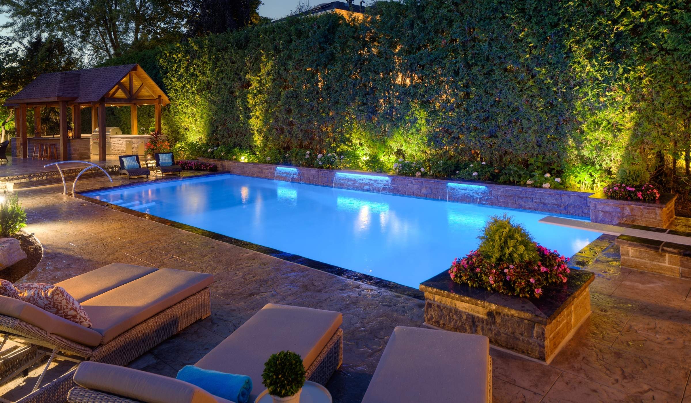 Nashville’s Favorite Pool Lights!